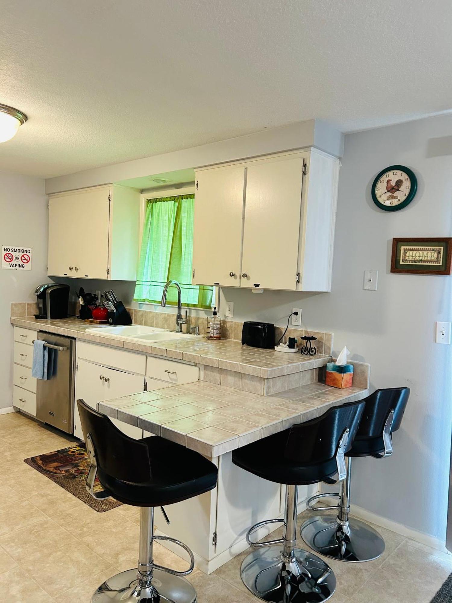 Emerald City 3 Bedroom 1 Bath Home Eugene Extérieur photo