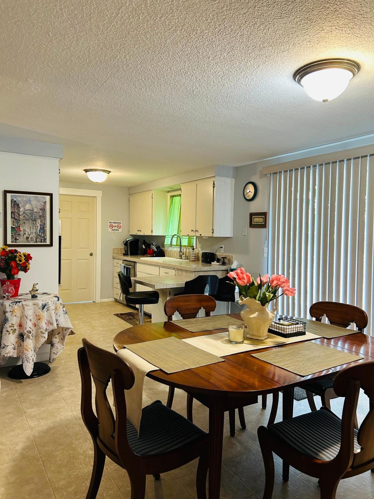 Emerald City 3 Bedroom 1 Bath Home Eugene Extérieur photo